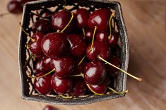 整架車(chē)厘子(zǐ)包機(jī)來(lái)了(le)！